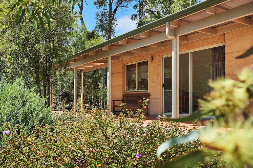 Eight Willows Retreat 6/62