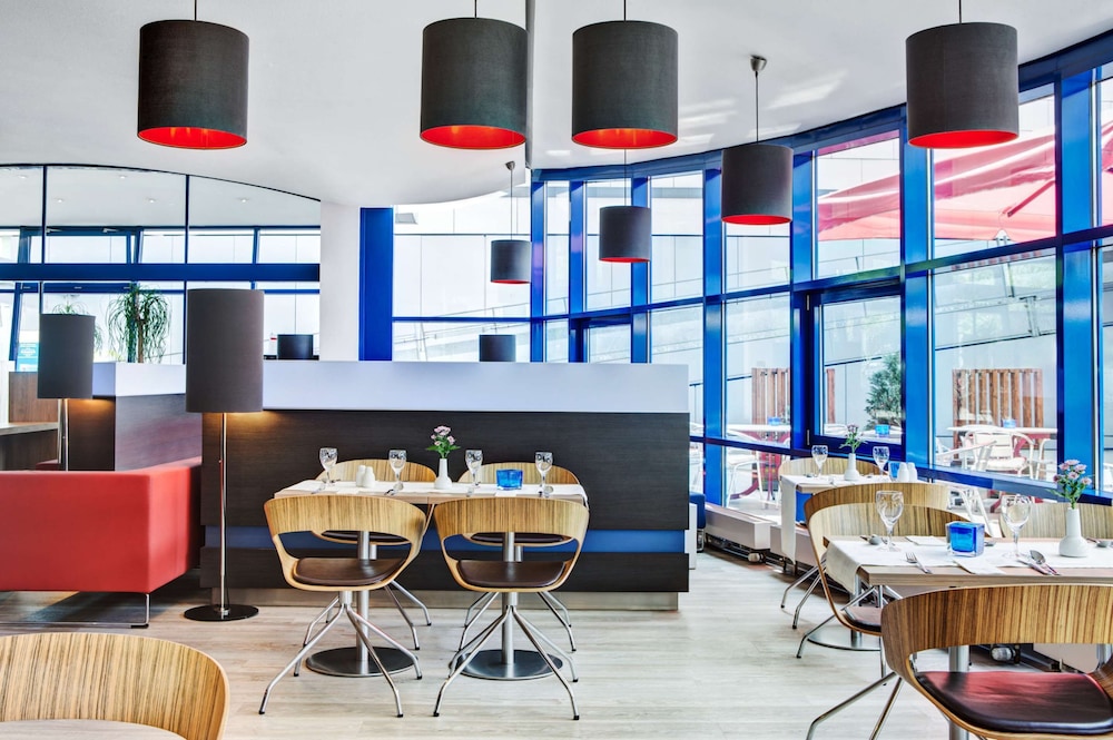 InterCityHotel Hamburg-Altona 16/26