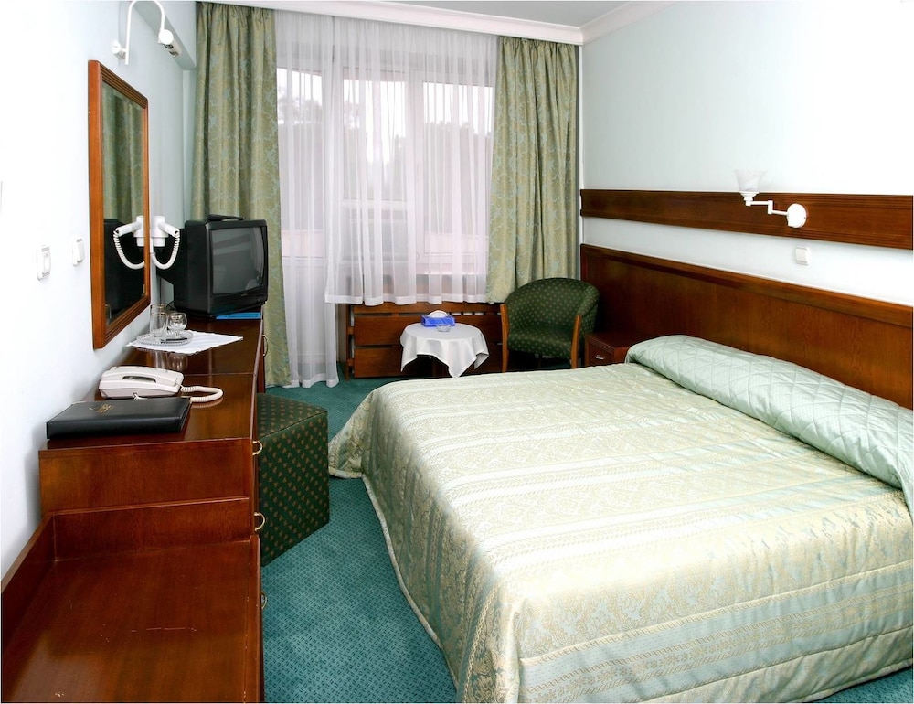Otrar Hotel 13/54