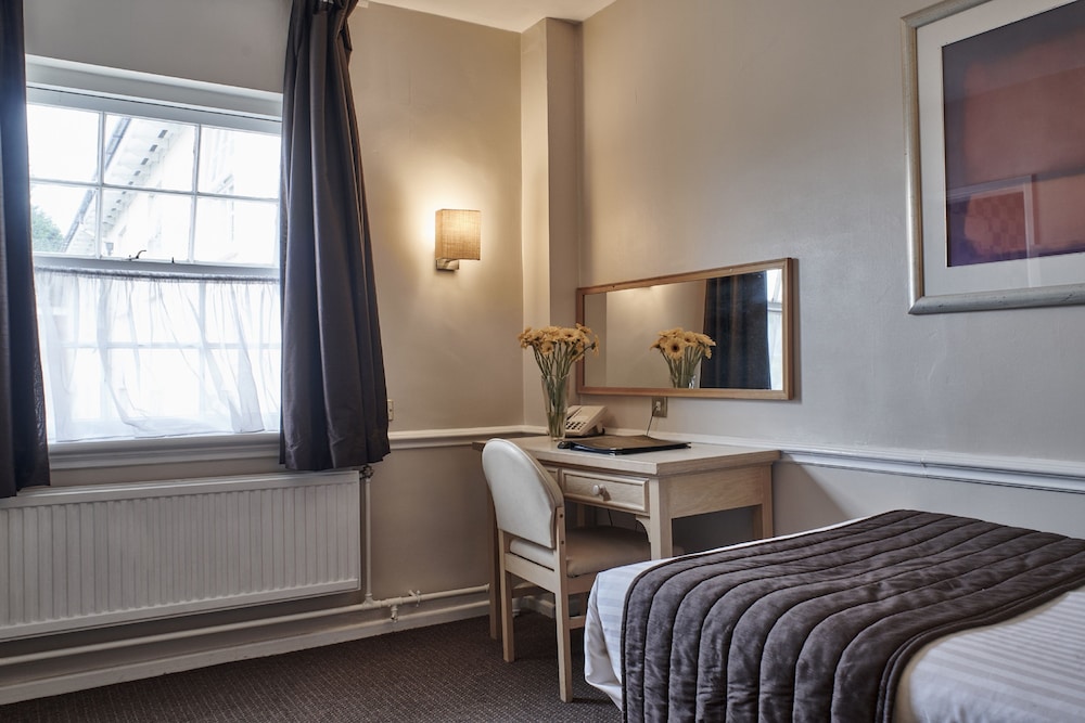 The Regency Hotel Solihull Formely Corus Solihull Hotel 22/35