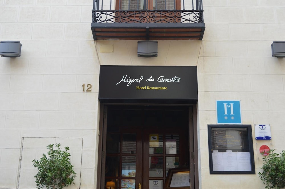 Hostal Miguel De Cervantes 1/57
