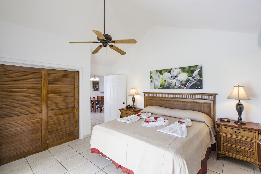 2 BEDROOMS, VILLA