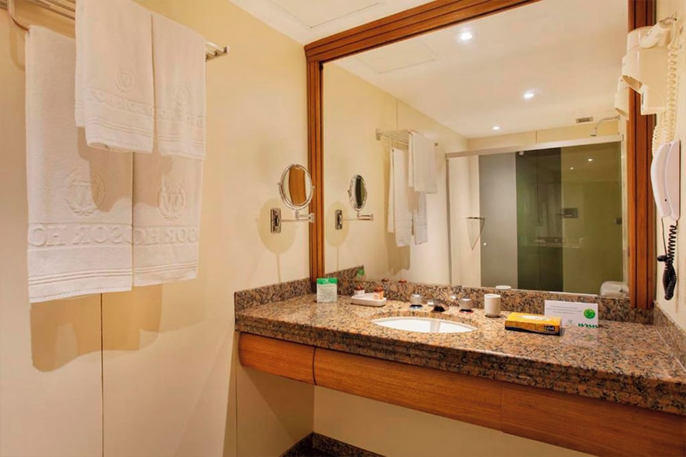 Windsor Palace Copacabana 46/48