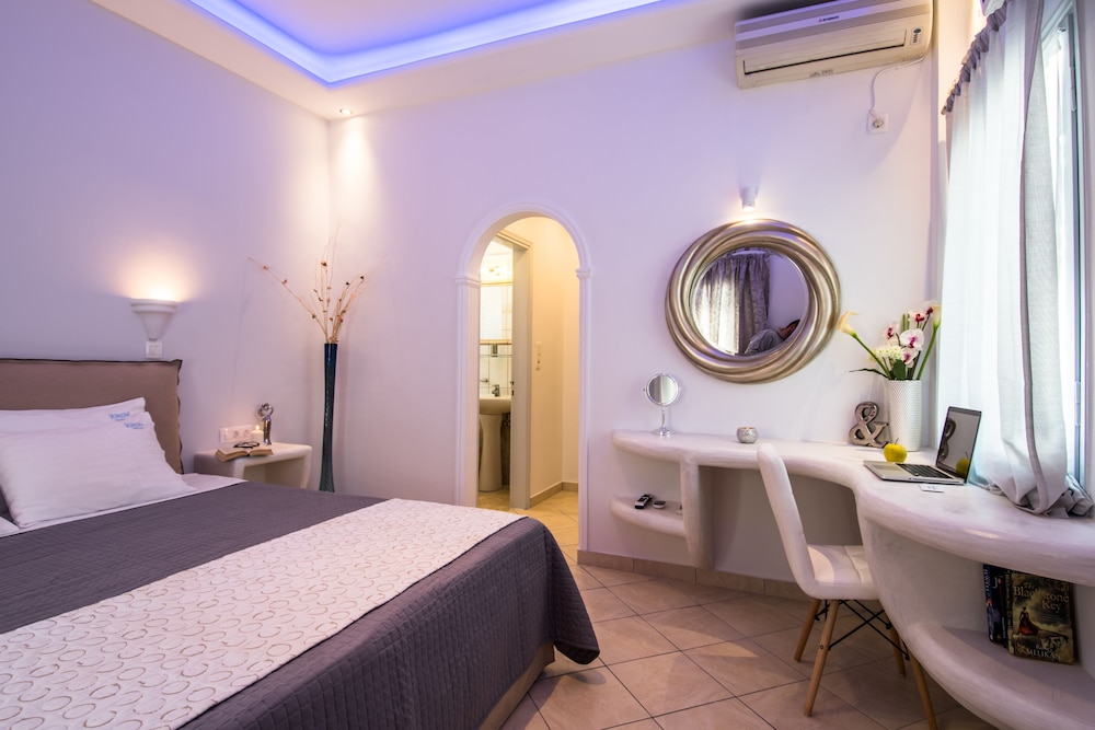 Anezina Villas 9/50