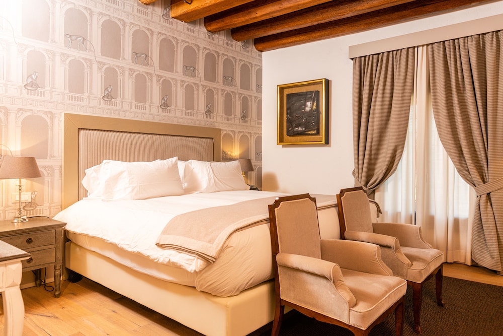 LA BARCHESSA DI VILLA PISANI 11/61