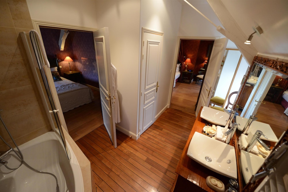 Chateau Hotel le Boisniard 5/50