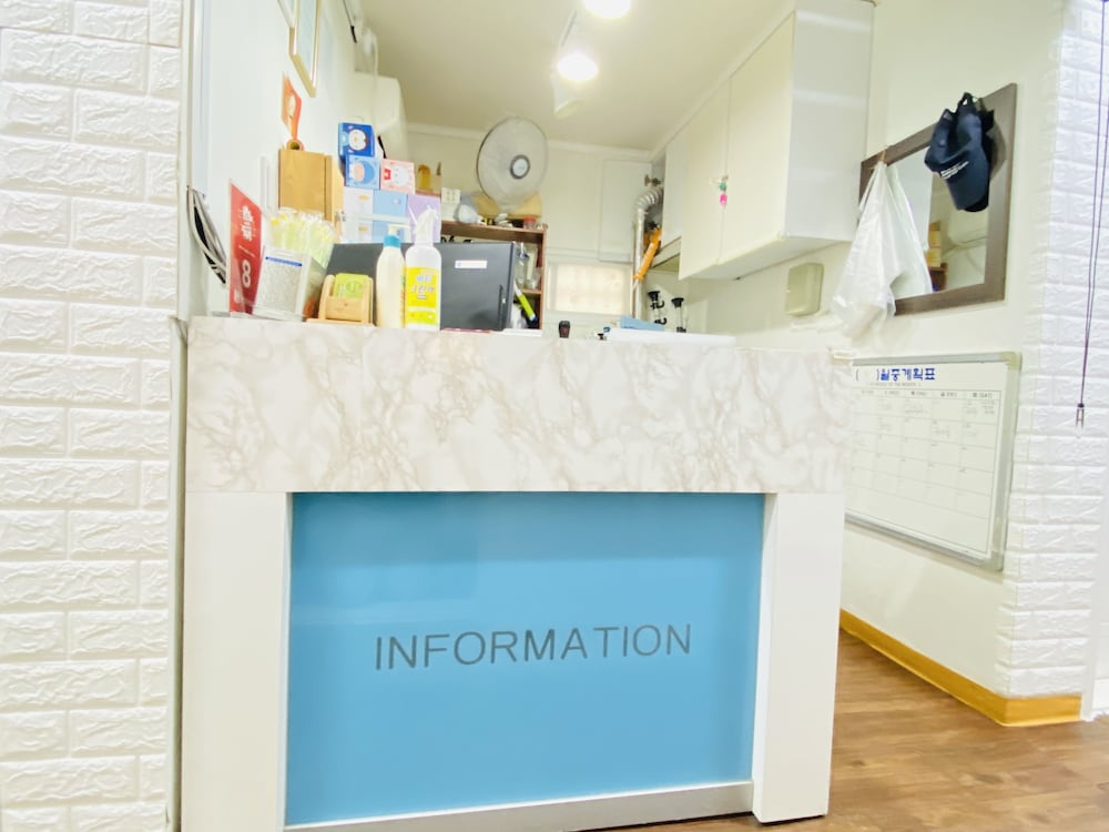 Aroha Guest House 10/67