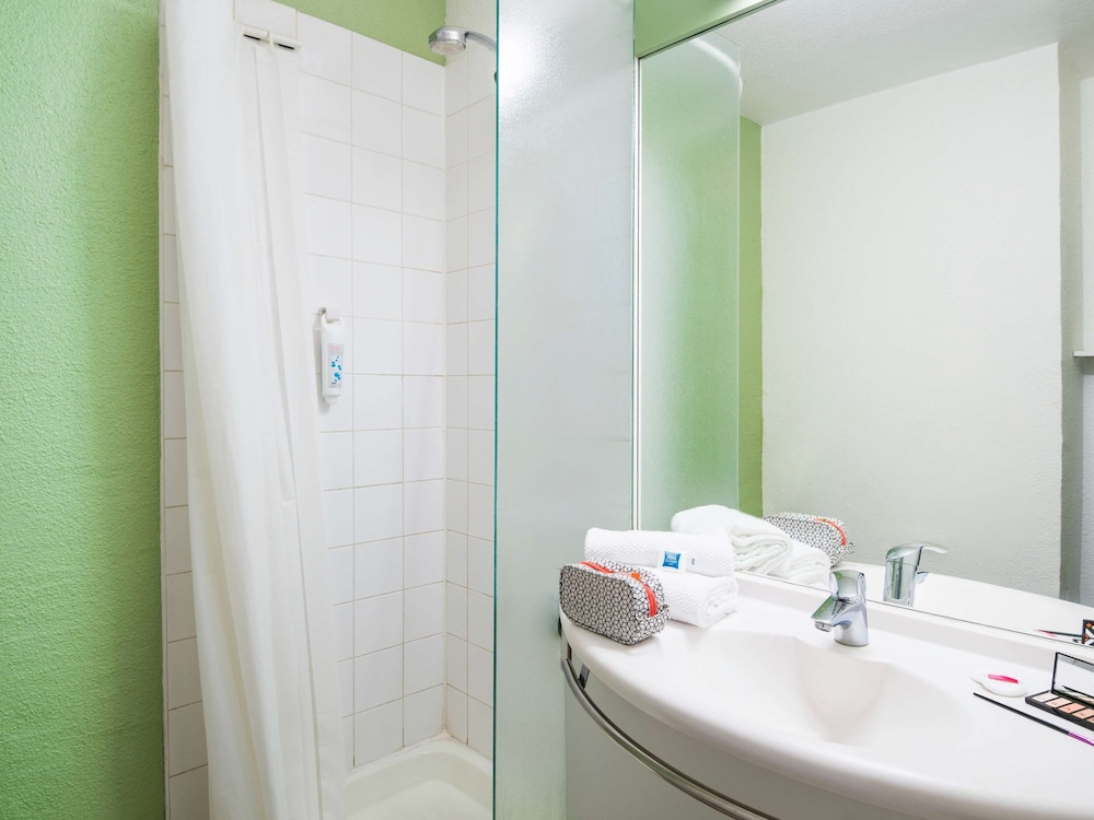 Ibis Budget Paris Porte D'aubervilliers 31/69