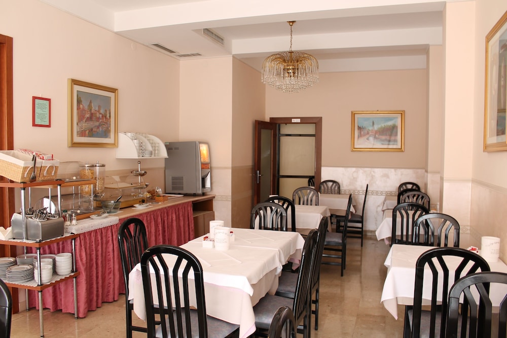 San Carlo 40/46