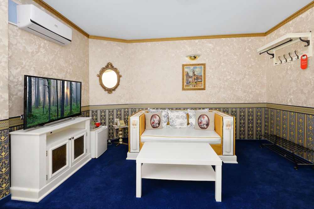 SVETI NIKOLA 18/50