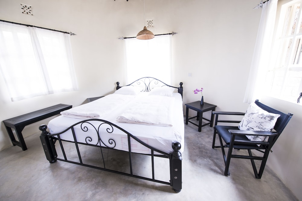 Nyati Hill Cottages 7/33