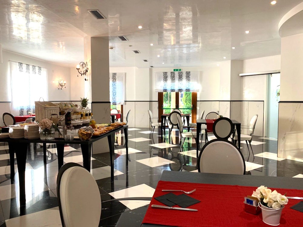 Astrea Wellness & Spa 30/49
