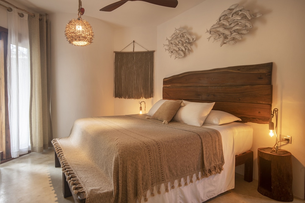 Superior, Suite, 1 King and 1 Single Beds
