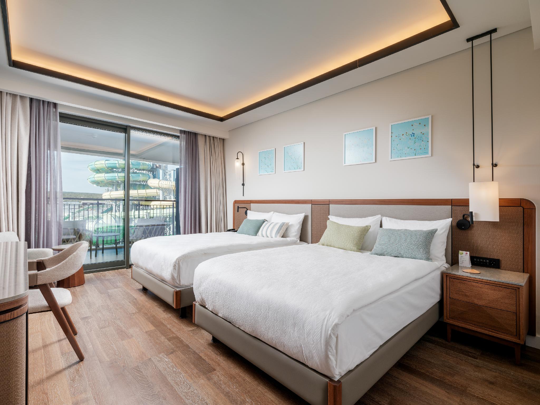 Adventure, 4 Rooms, Deluxe, 2 Double Beds, Park View, Sofa, Family Zone