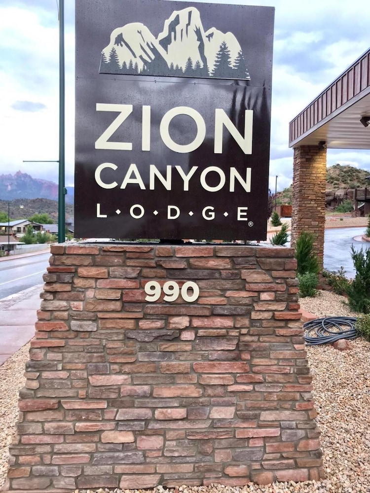 Zion Canyon Lodge 10/54