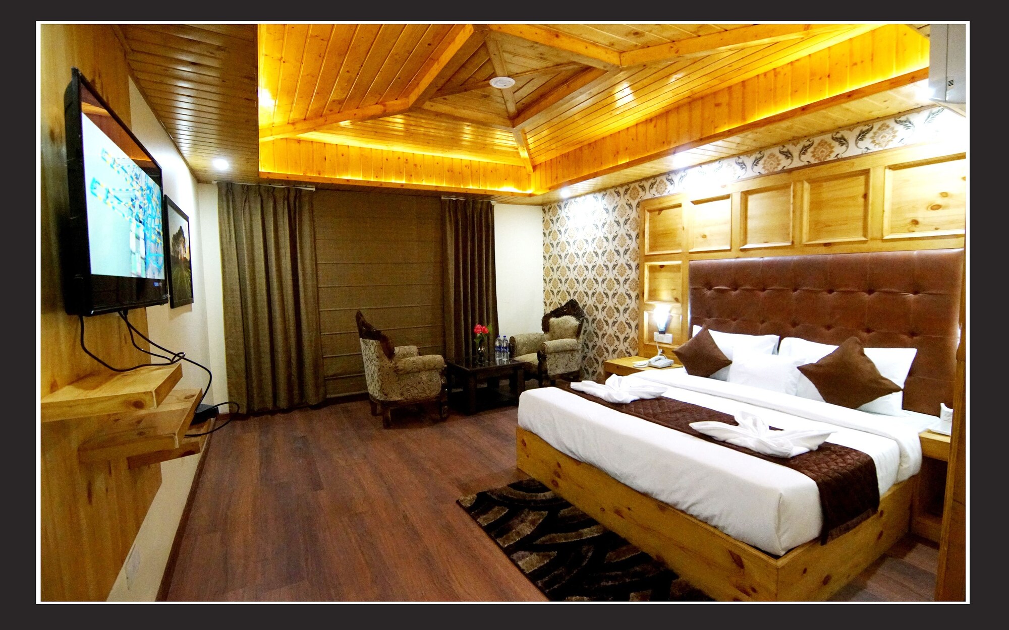 LUXURY
