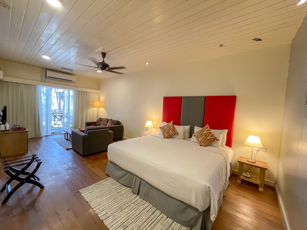 Sutera Sanctuary Lodges at Manukan Island 9/50