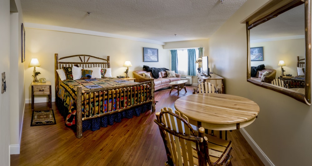 Black Bear Inn, an Ascend Collection Hotel 45/69