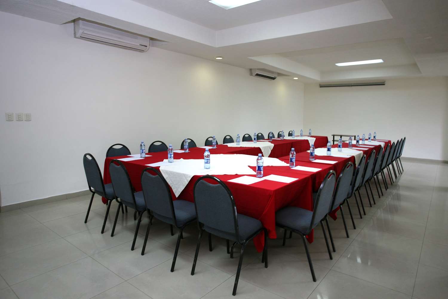 Hotel Poza Rica Centro 53/58