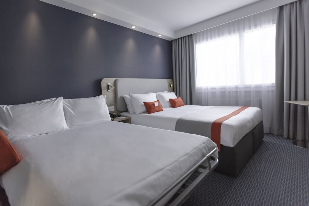 Holiday Inn Express Luzern-Neuenkirch 12/65
