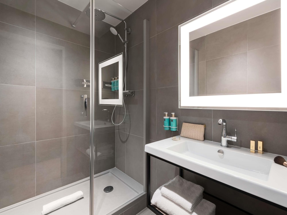 Novotel Paris La Defense Nanterre 48/50