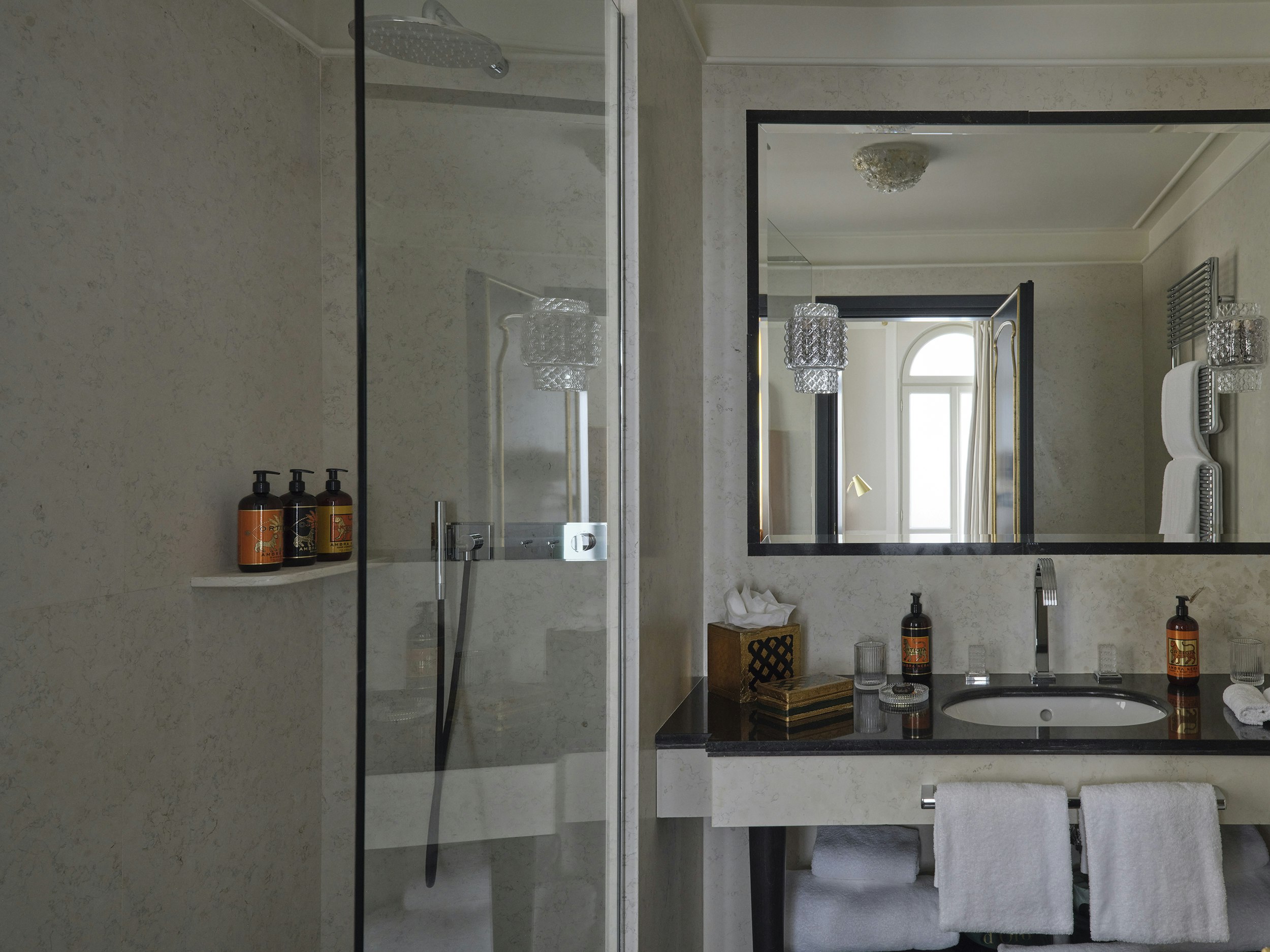 Hotel Violino D'Oro 105/107