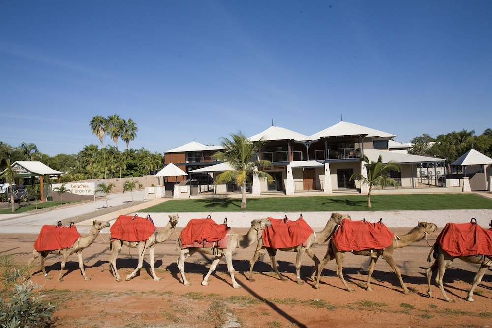 Beaches Of Broome 27/30