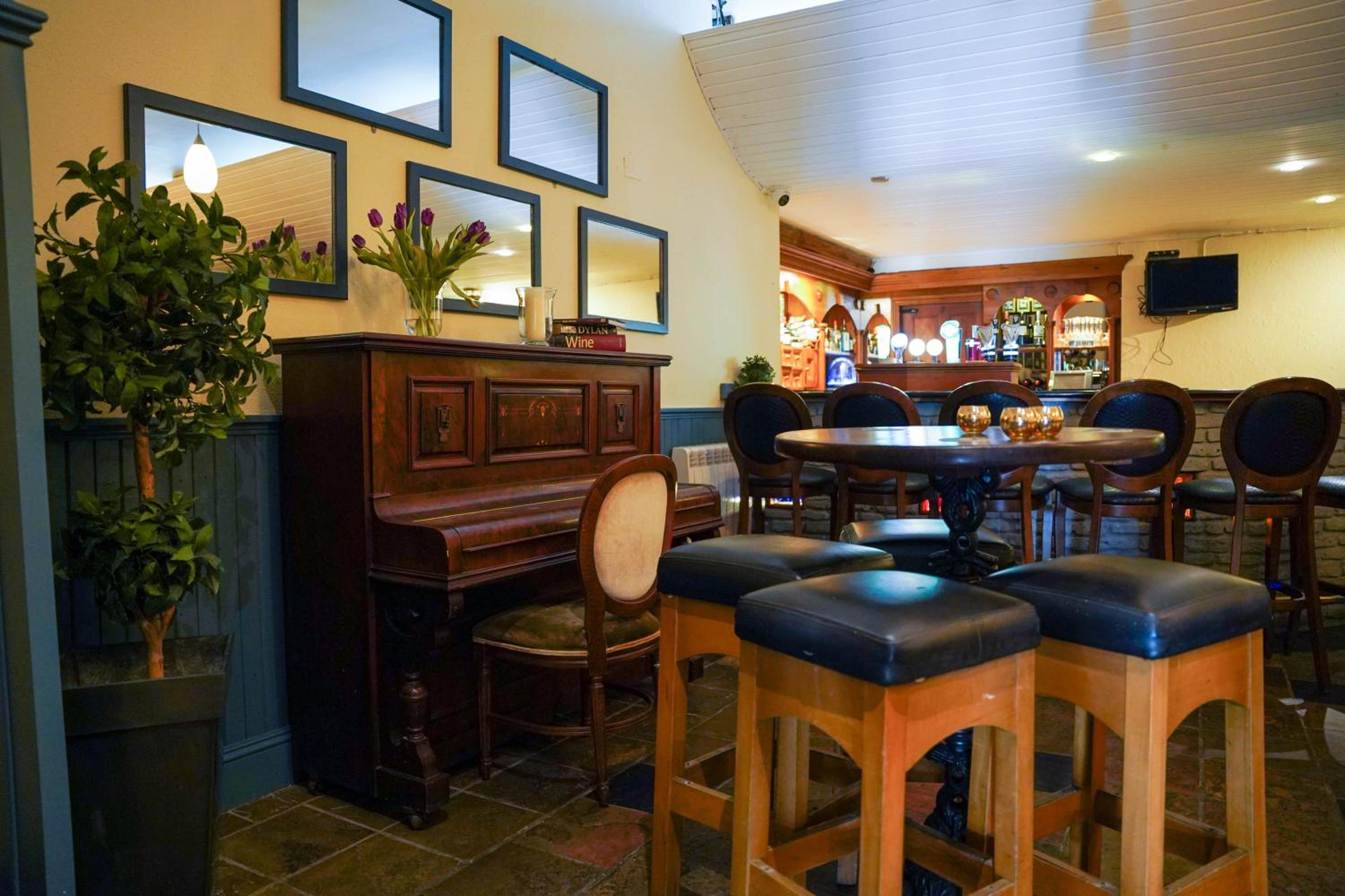 Alcock & Brown Hotel 36/48
