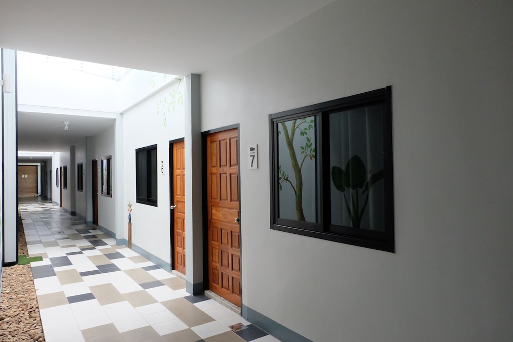 Warm Well Hostel Kanchanaburi 23/68