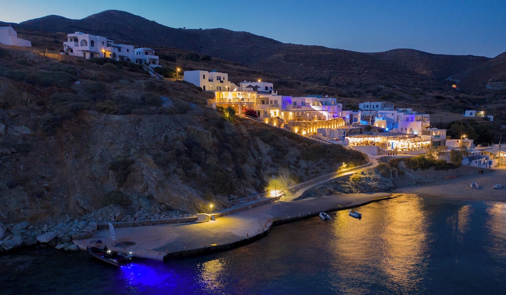 Blue Sand Hotel 35/50
