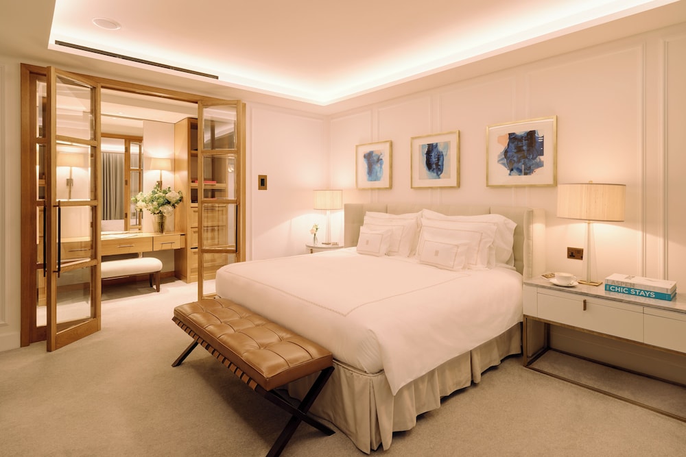 LONDON, SUITE, KING BED