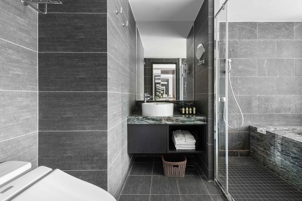 Lakeshore Hotel Suao 30/62