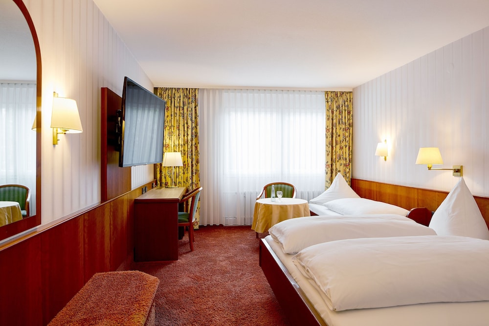 COMFORT, DOUBLE BED