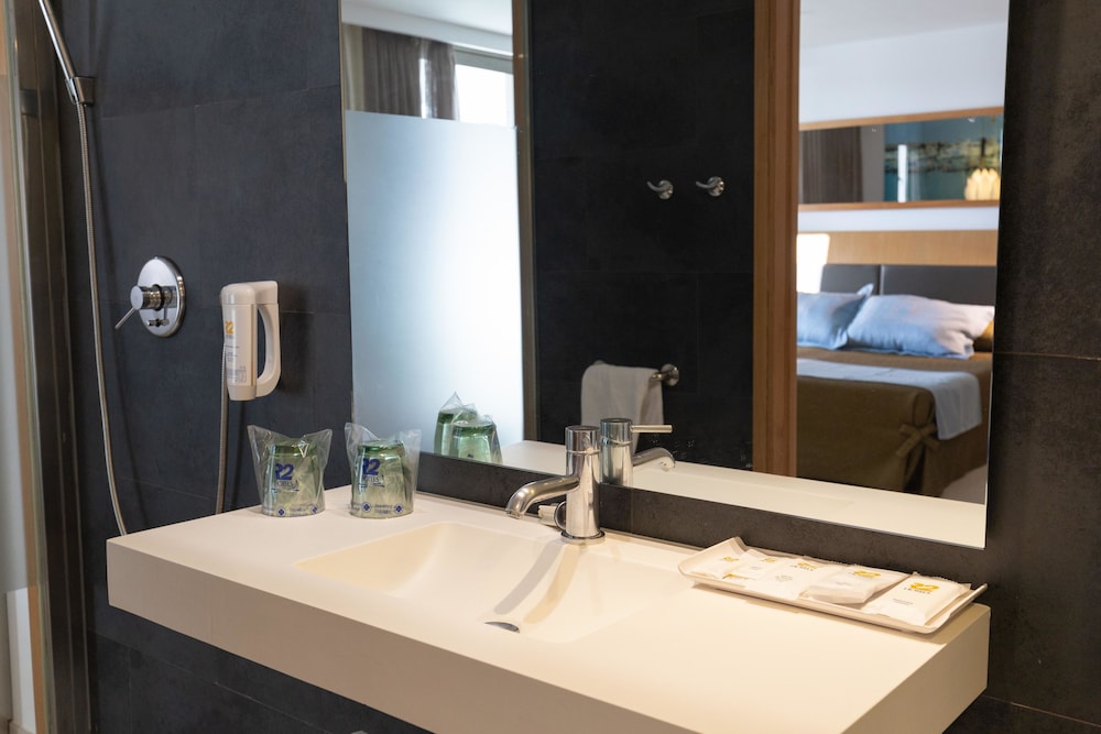 R2 Bahia Playa Design Hotel And Spa Adults Only 47/49