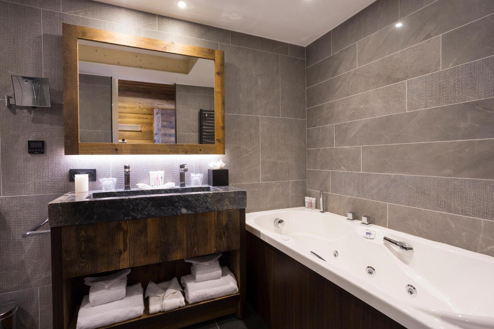 غرفة سوبيريور بسرير مزدوج أو سريرين منفصلين، Hotel Alparena and Spa 5/6