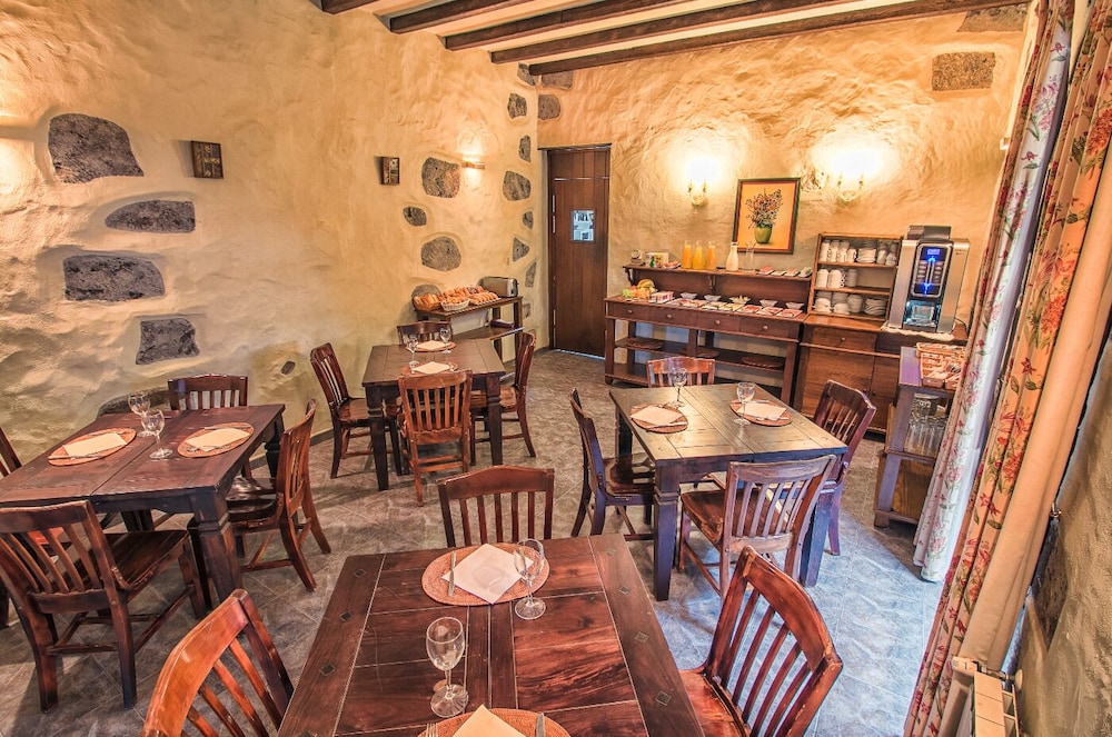 Hotel Rural LIVVO Maipez 29/50