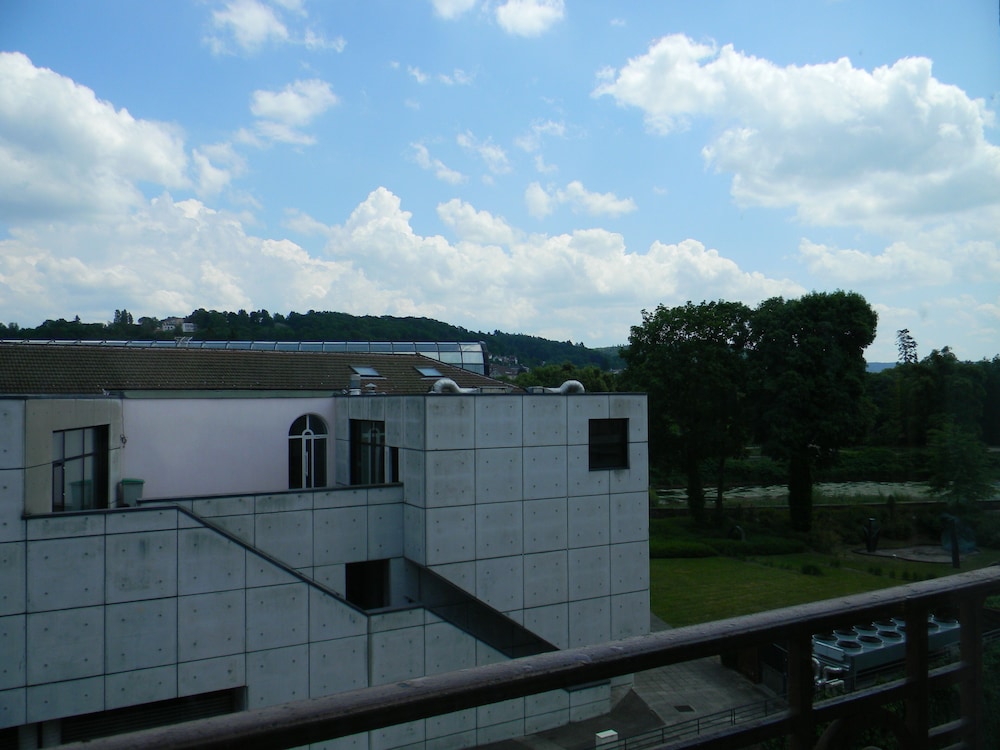 MERCURE EPINAL CENTRE 6/77
