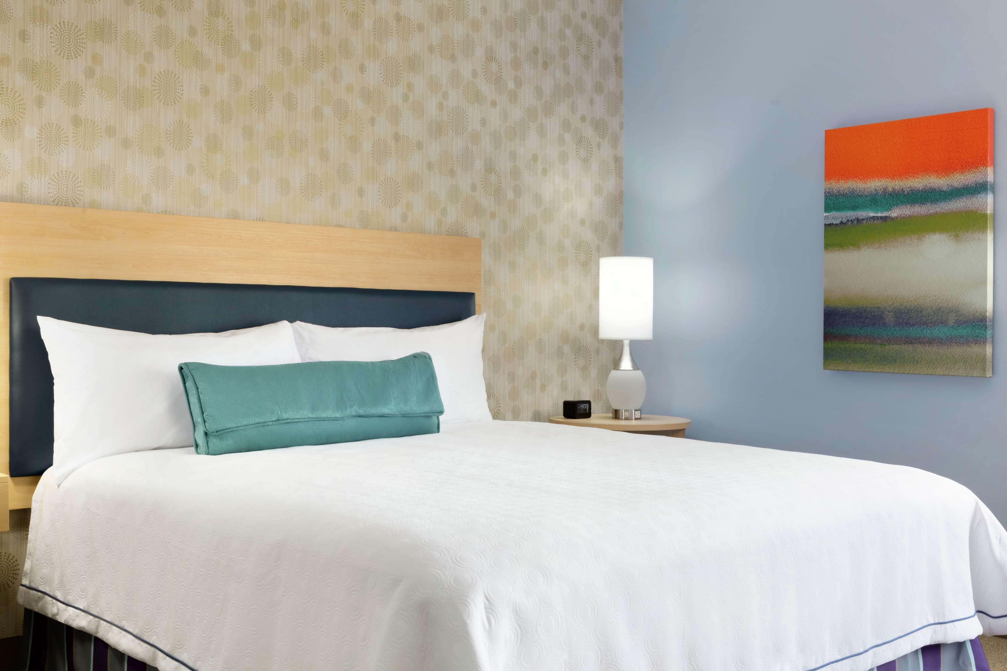 STUDIO, SUITE, KING BED, ACCESSIBLE