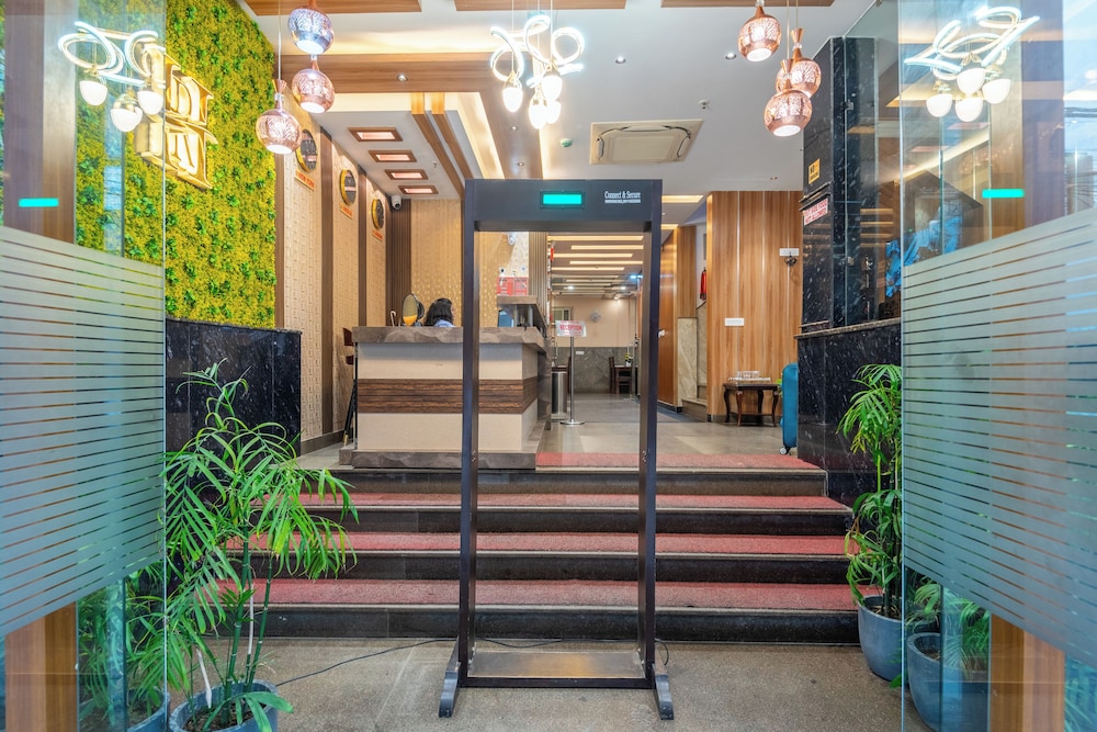 Hotel Royal Inn Igi 11/41