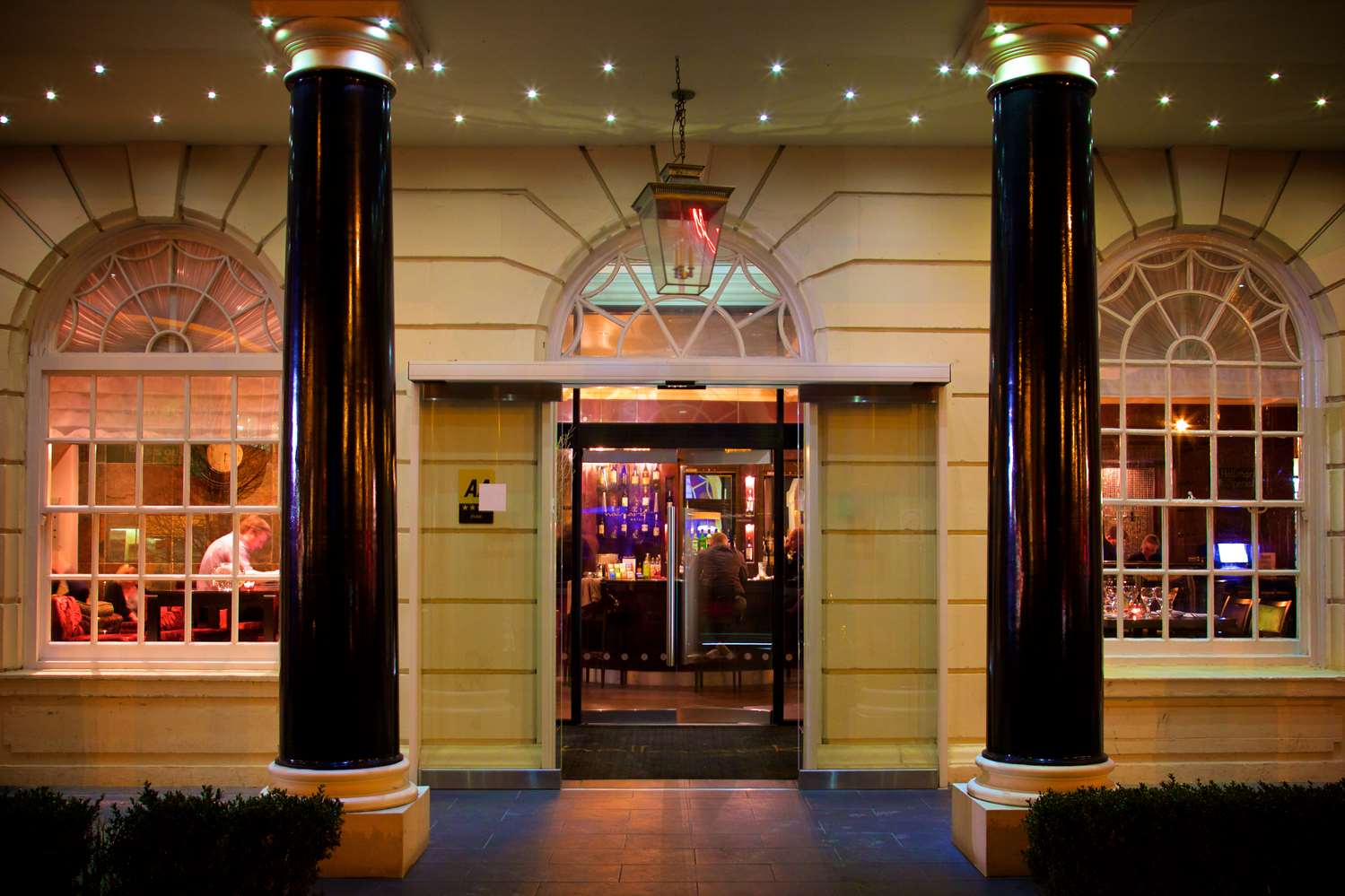London Croydon Aerodrome Hotel by Sunday 5/29
