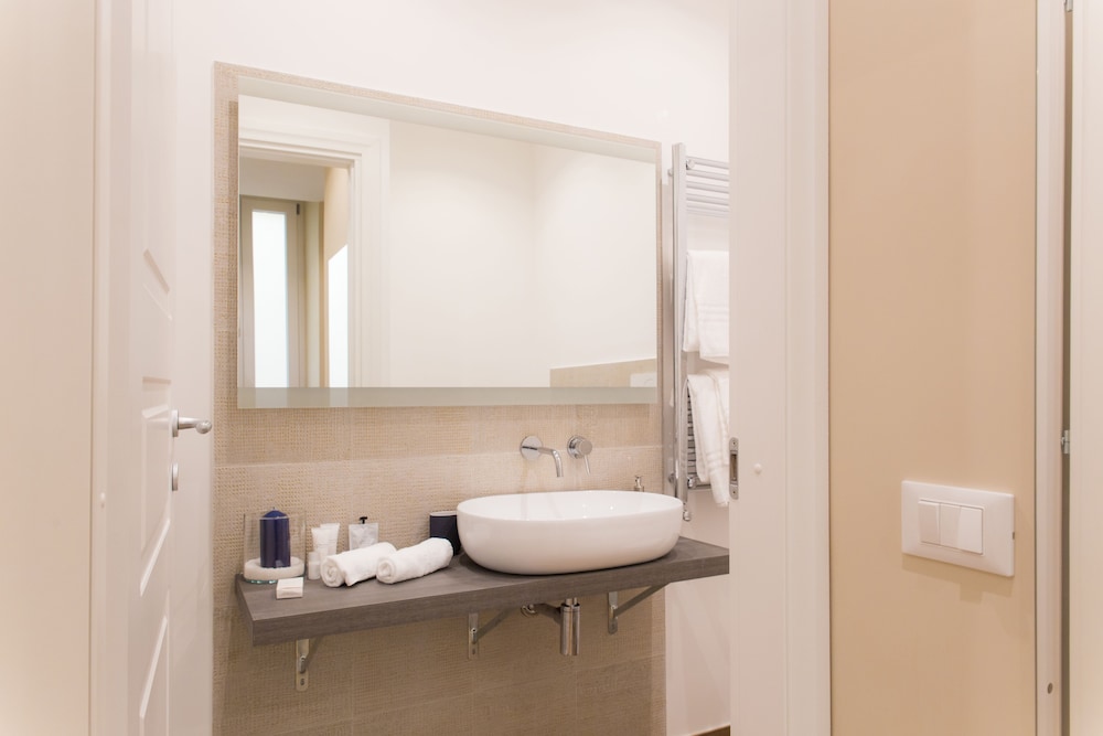 Nazionale Palace Suites 29/31