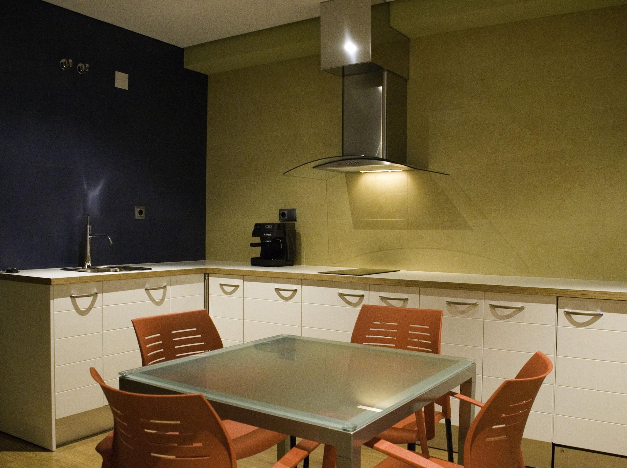 APARTAMENTOS TURISTICOS CAITAS SUITE 13/20
