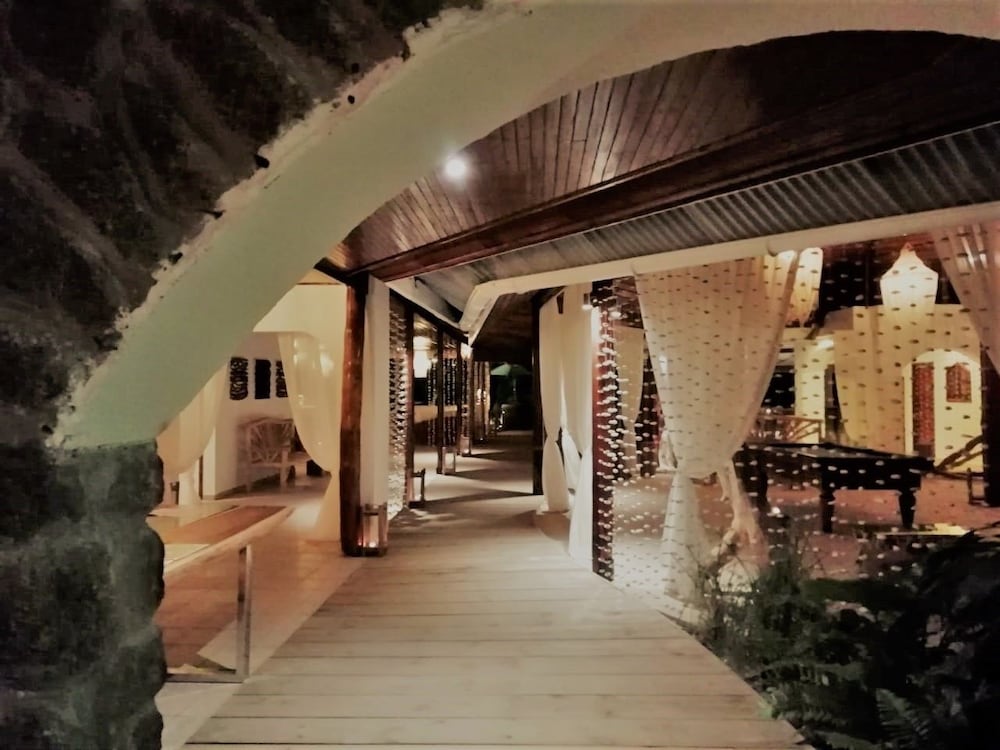 Bliss Praslin Seychelles 44/68