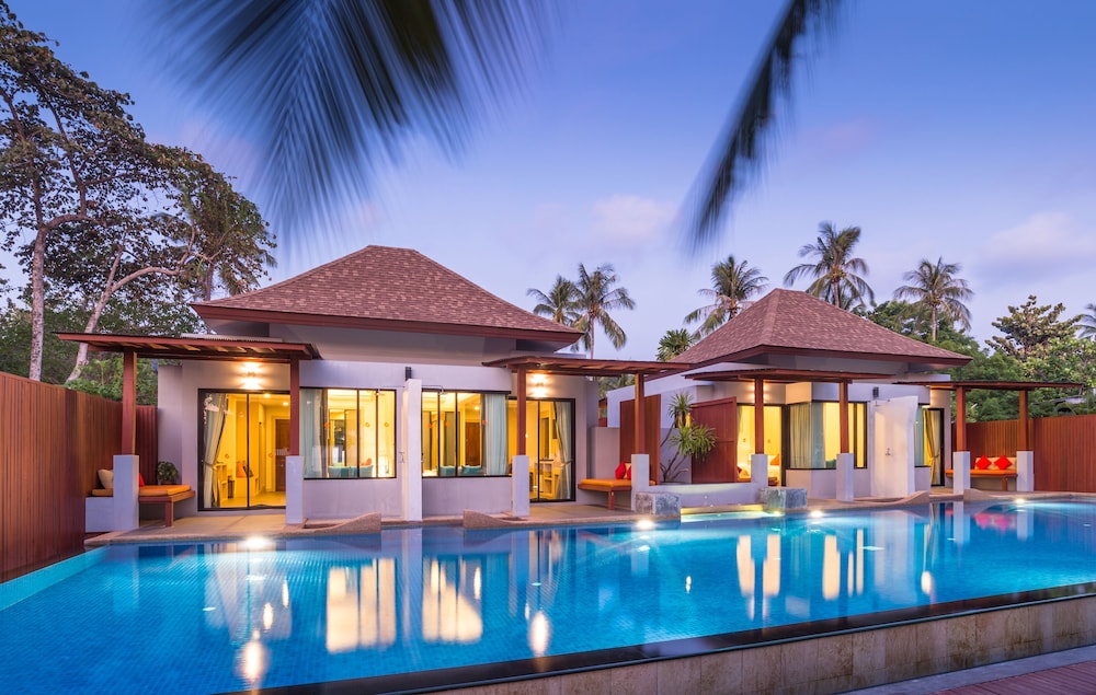 Lanta Sand Resort And Spa 4/71
