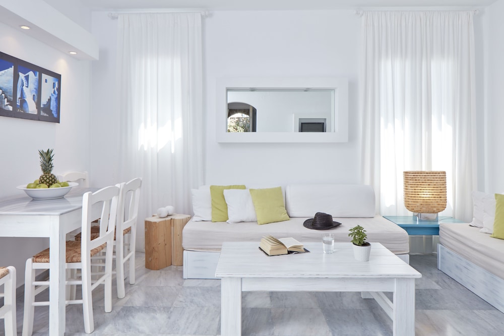Mykonos Town Suites 12/46