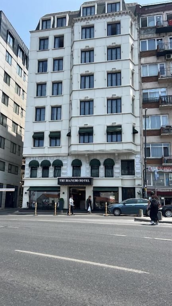 The Biancho Hotel Pera 65/73