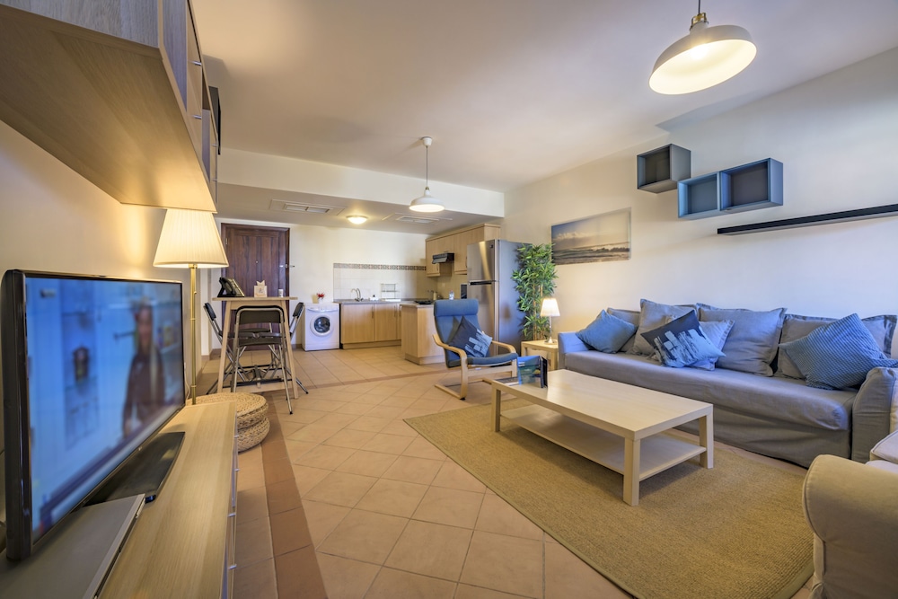 Tala Bay Residence 42/73