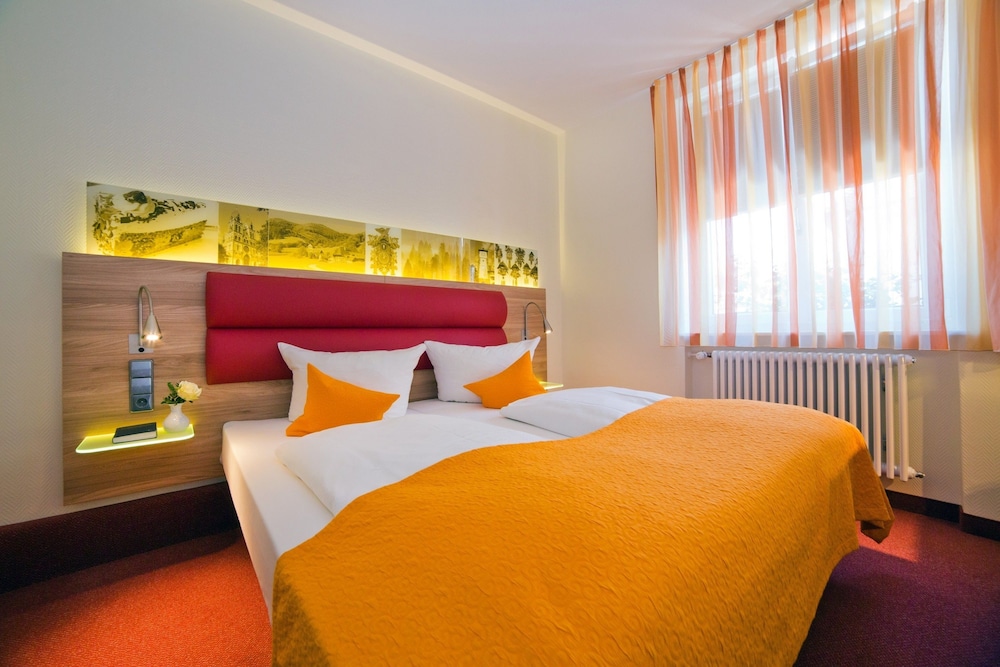 STANDARD, DOUBLE BED