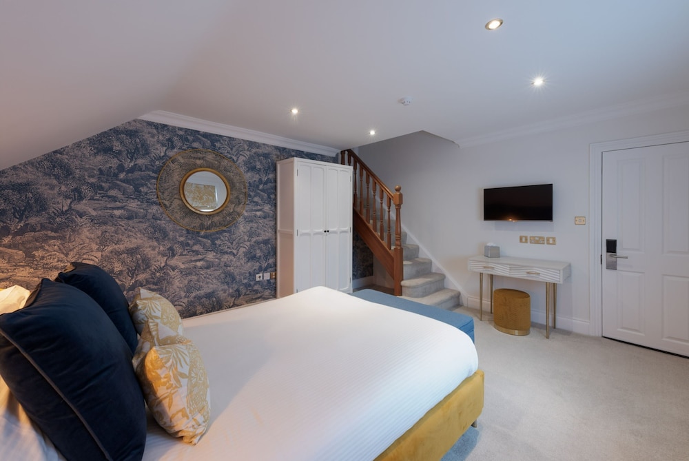 The Clarence Hotel 14/46