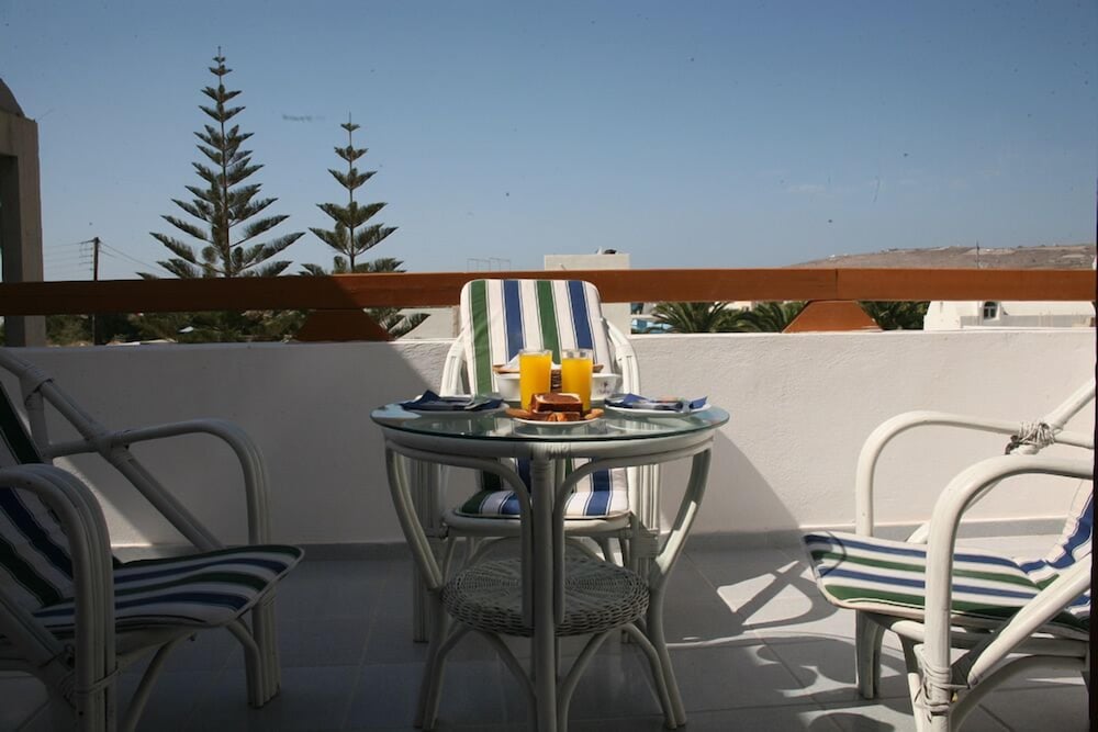 Markos Villas 36/50